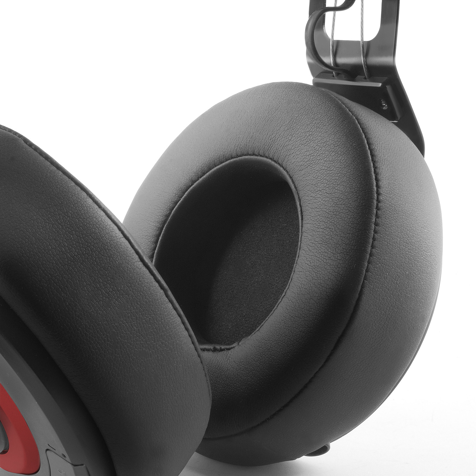 Басы для наушников. Deep Bass наушники. Wireless Hardbass наушники. Наушники TFN Deep Bass. Deep Bass Wireless наушники беспроводные.