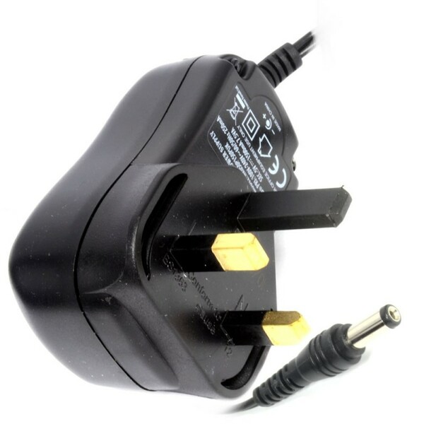 Generic   C Power Adapter 5V 1.5A 7.5W UK 3 Pin 2.1mm x 5.5mm